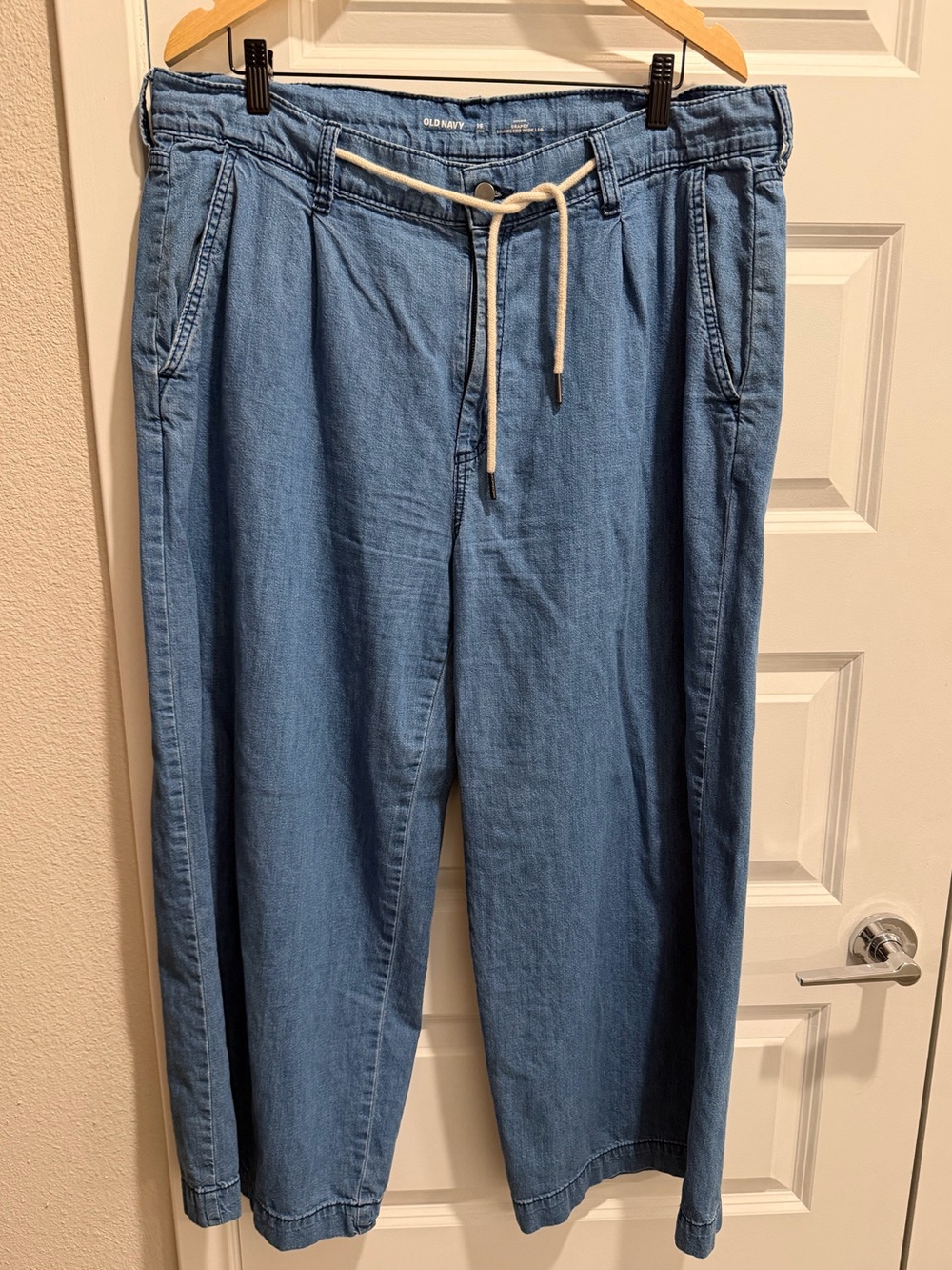 Women’s Old Navy Drapey Drawcord Wide Leg Denim Pants… Sz.16 Petite! Cute!!
